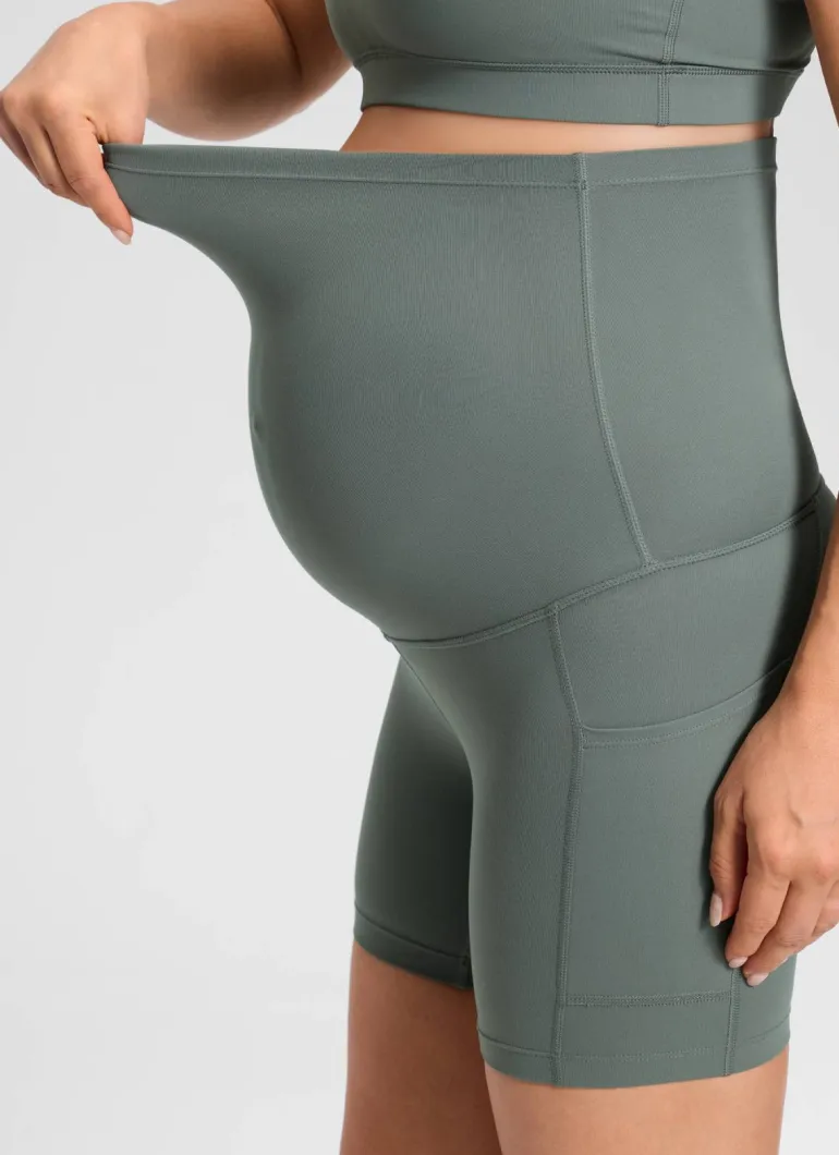 Butterluxe Maternity Pocket Shorts 5''