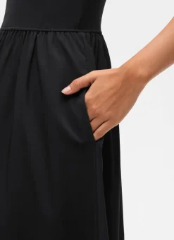 Dual-fabric Strapless Maxi Dress