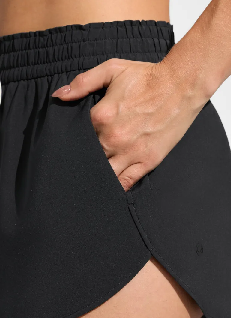 Feathery-Fit Relaxed Side Split Board Shorts 3.5"