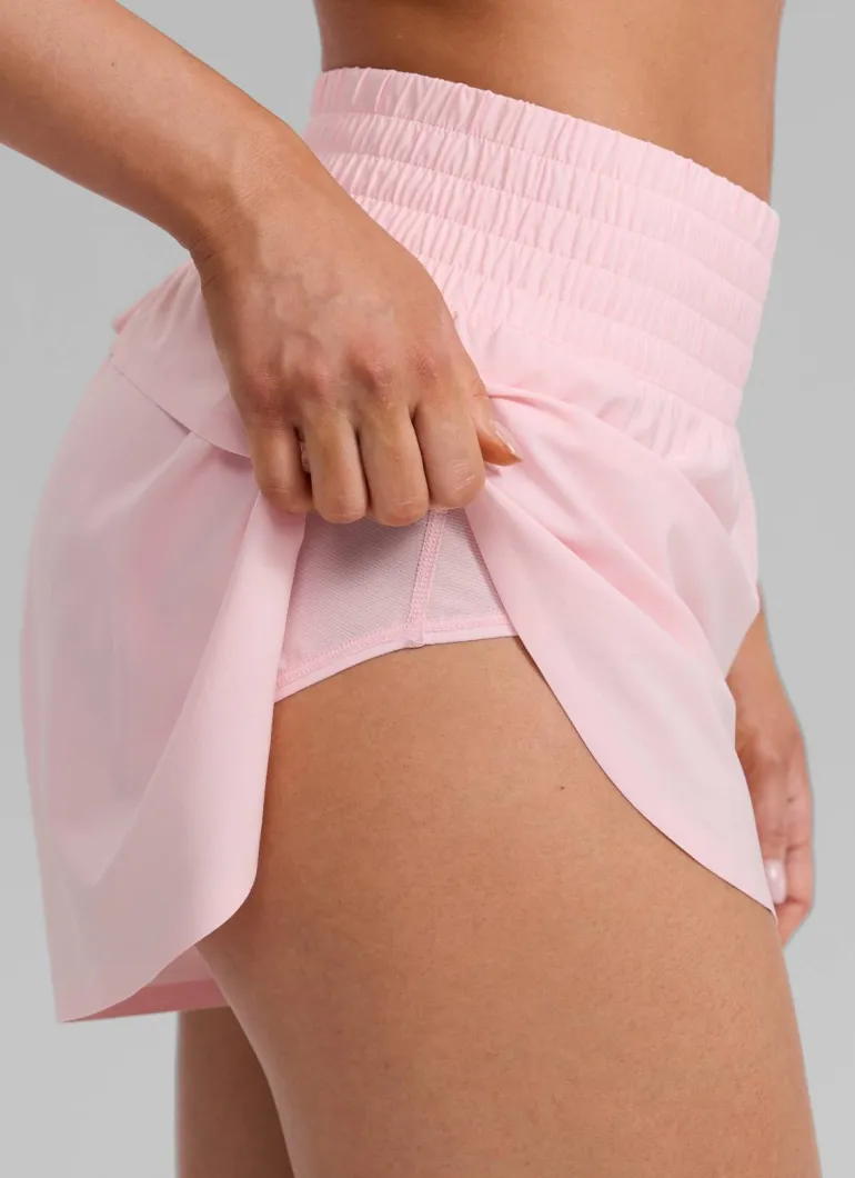 Feathery-Fit Soft High Split Dolphin Shorts 2.5"