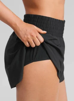 Feathery-Fit Soft High Split Dolphin Shorts 2.5