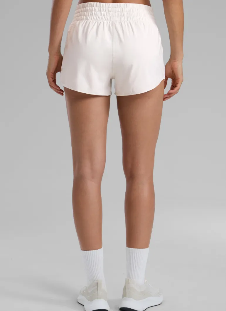 Feathery-Fit Soft Lined Zip Pocket Shorts 2.5''