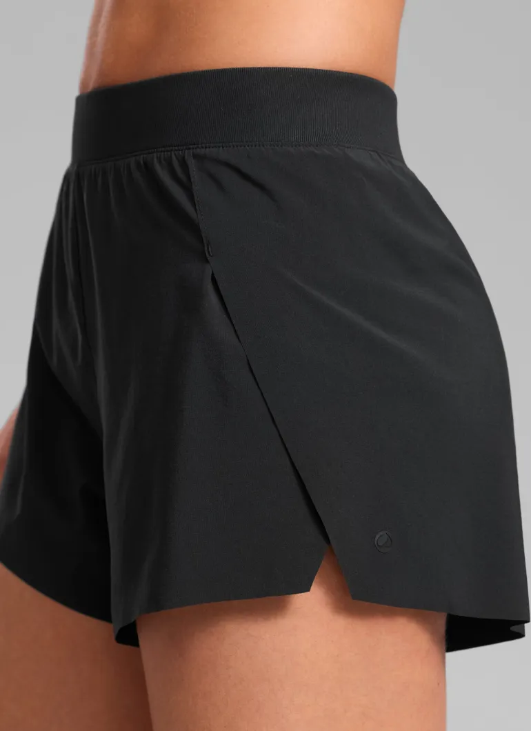 Feathery-Fit Soft Liner High Rise Shorts 2.5''
