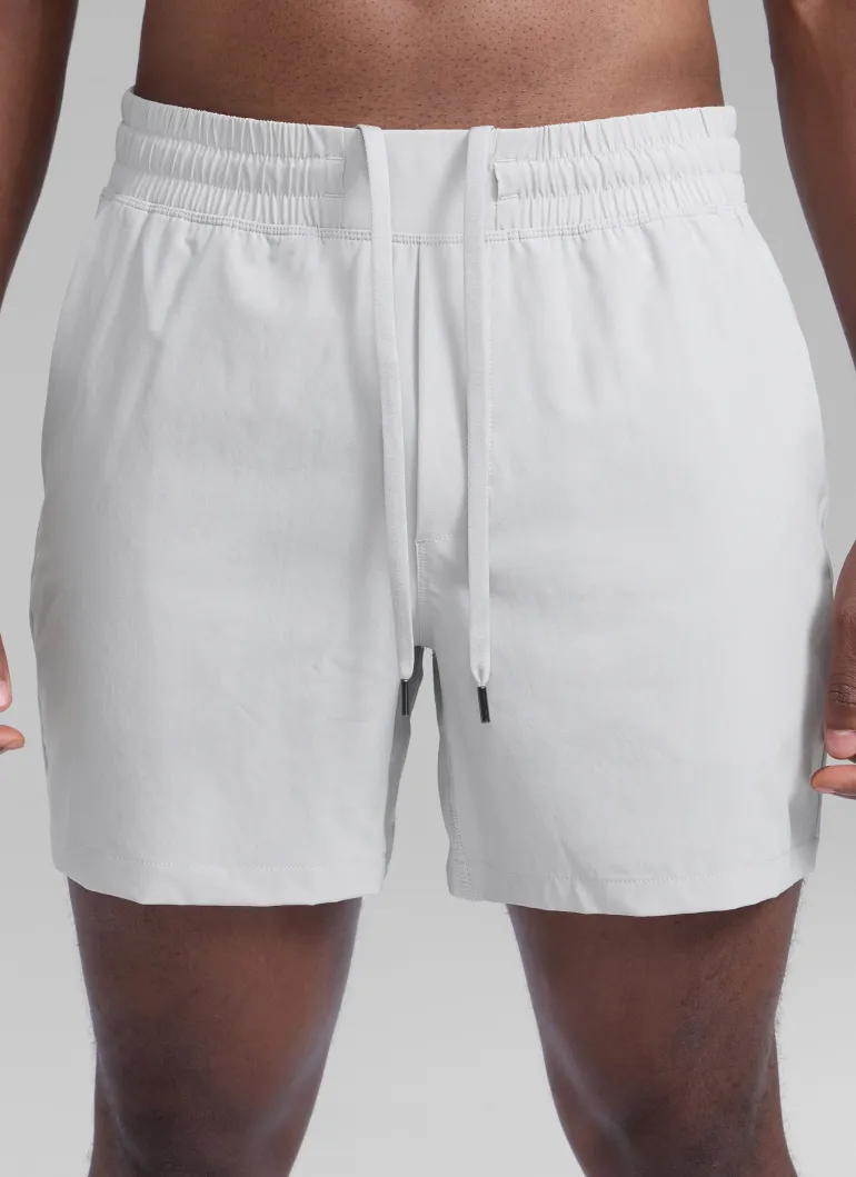 Feathery-Fit Workout Shorts 5''- Linerless