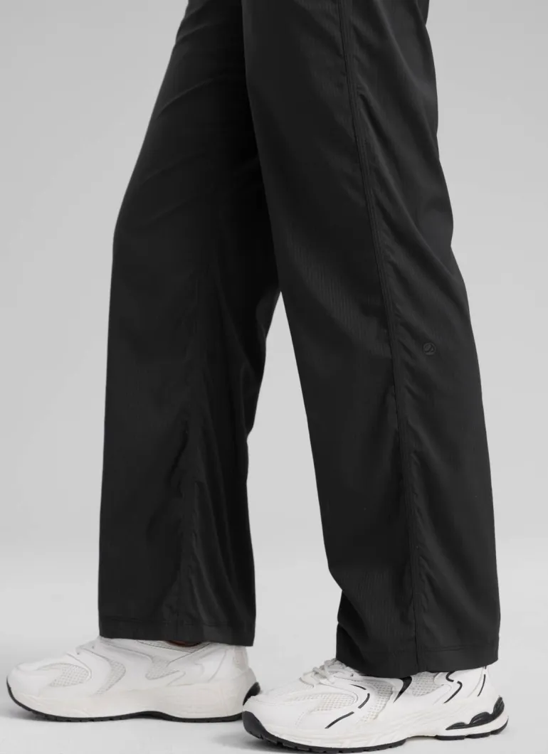 Girls Lightweight Straight Leg Pocket Pant