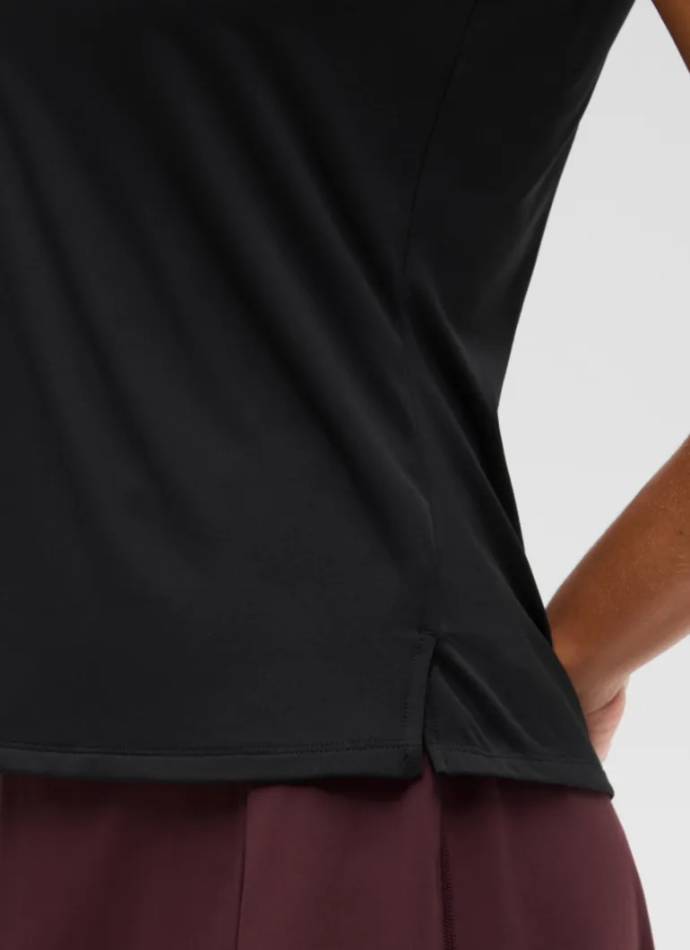 Hip Length Slim Fit Sleeveless Polo