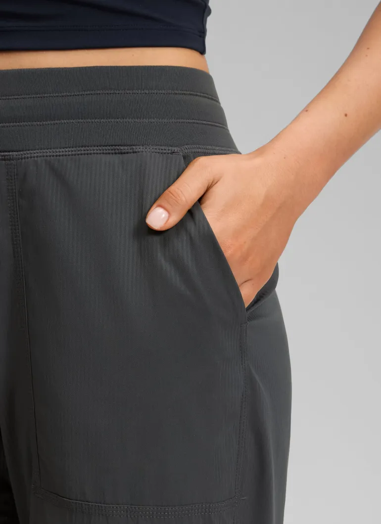 Lightweight Straight Leg Pocket Pant 24"
