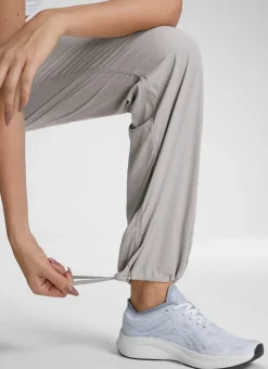 Lightweight Straight Leg Pocket Pant 30