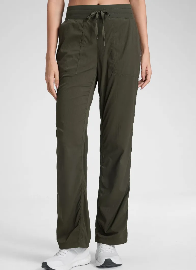 Lightweight Straight Leg Pocket Pant 30"