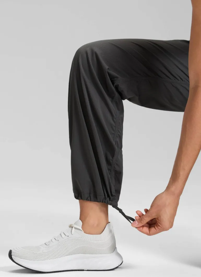 Lightweight Straight Leg Pocket Pant 30"