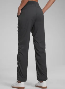 Lightweight Straight Leg Workout Pocket Pant 28