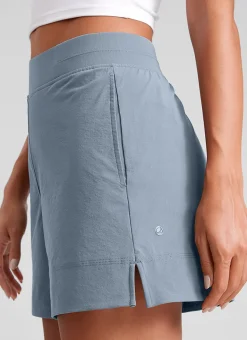Linerless High Rise V Slit Pocket Shorts 4