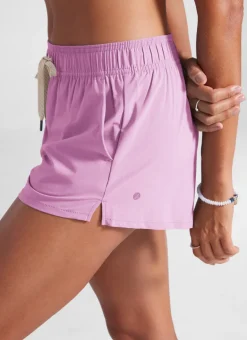 Mid Rise Side Splits Liner Pocket Shorts 3"