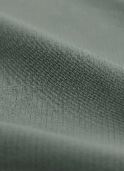 Seamless Hip Length Short Sleeve