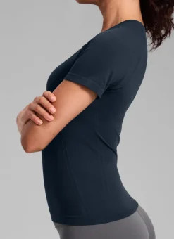 Seamless Waist Length Crewneck Short Sleeve