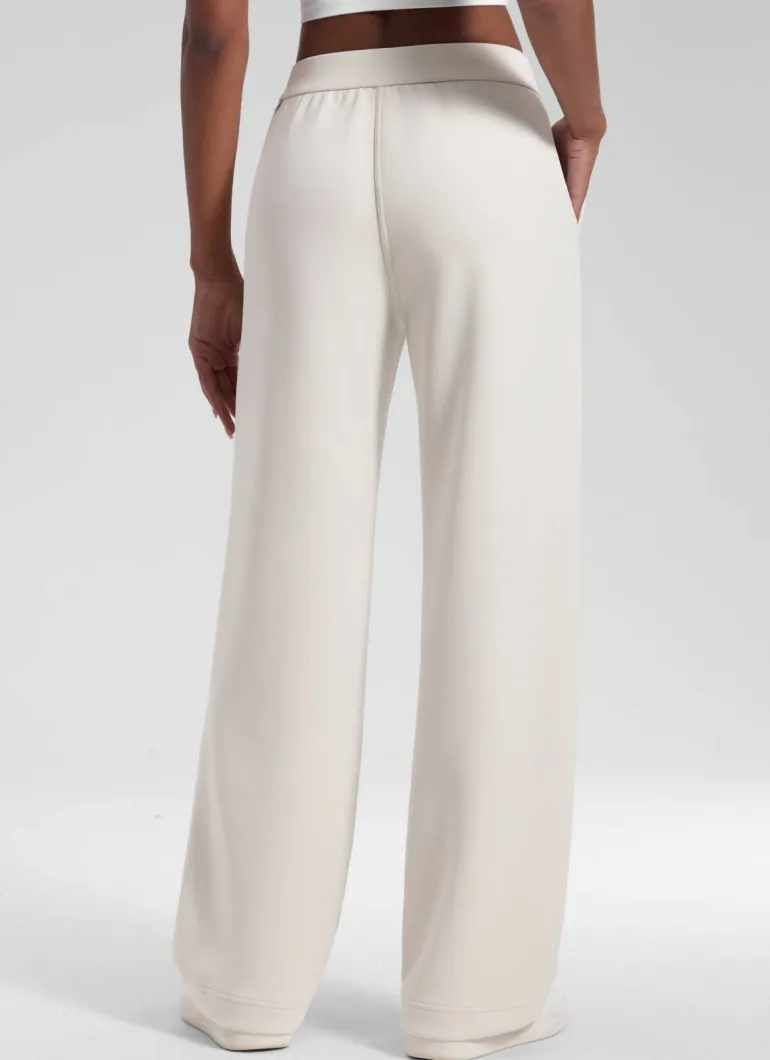 SoftAura Pintuck Straight Leg Sweatpant 30"