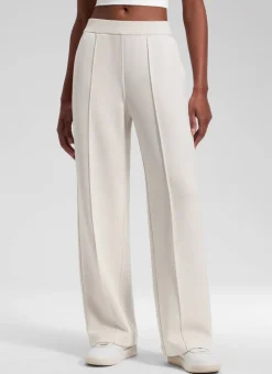 SoftAura Pintuck Straight Leg Sweatpant 30