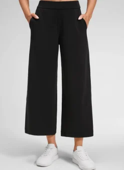 SoftAura Wide Leg Cropped Sweatpant 25