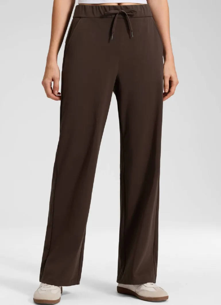 Walk the City Pocket Straight Leg Pant 30"