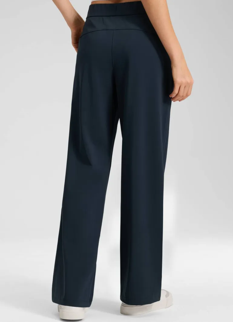 Walk the City Pocket Straight Leg Pant 30"