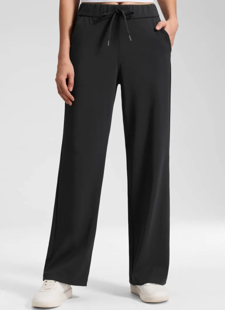 Walk the City Pocket Straight Leg Pant 30"