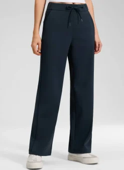 Walk the City Pocket Straight Leg Pant 30