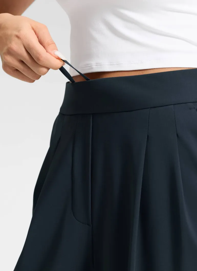 Walk the City Pocket Wide Leg Pant 29"